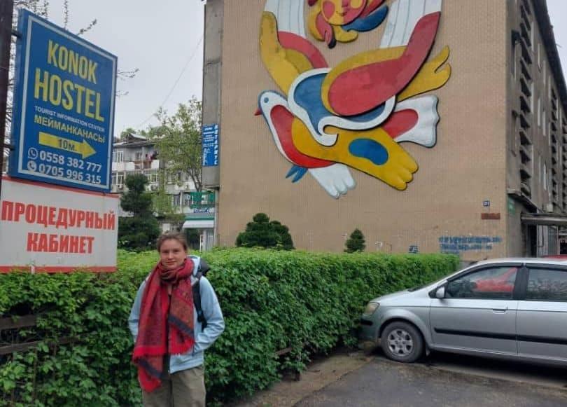 Konok Center Osh Hotel Eksteriør billede
